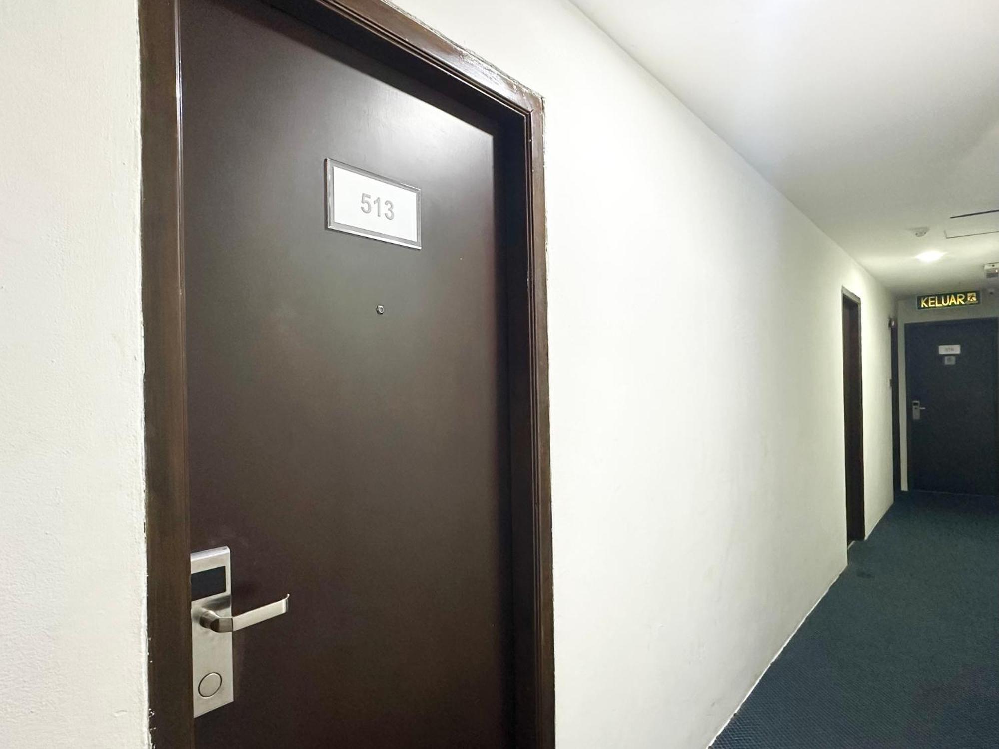 Park Hotel Kota Kinabalu Exterior photo